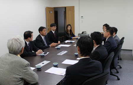 中华人民共和国駐大阪総領事館鄭祥林総領事視察訪問